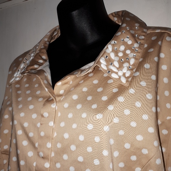 Lane Bryant Tan Polka Dot Blouse - Size 3X??? - Picture 2 of 7